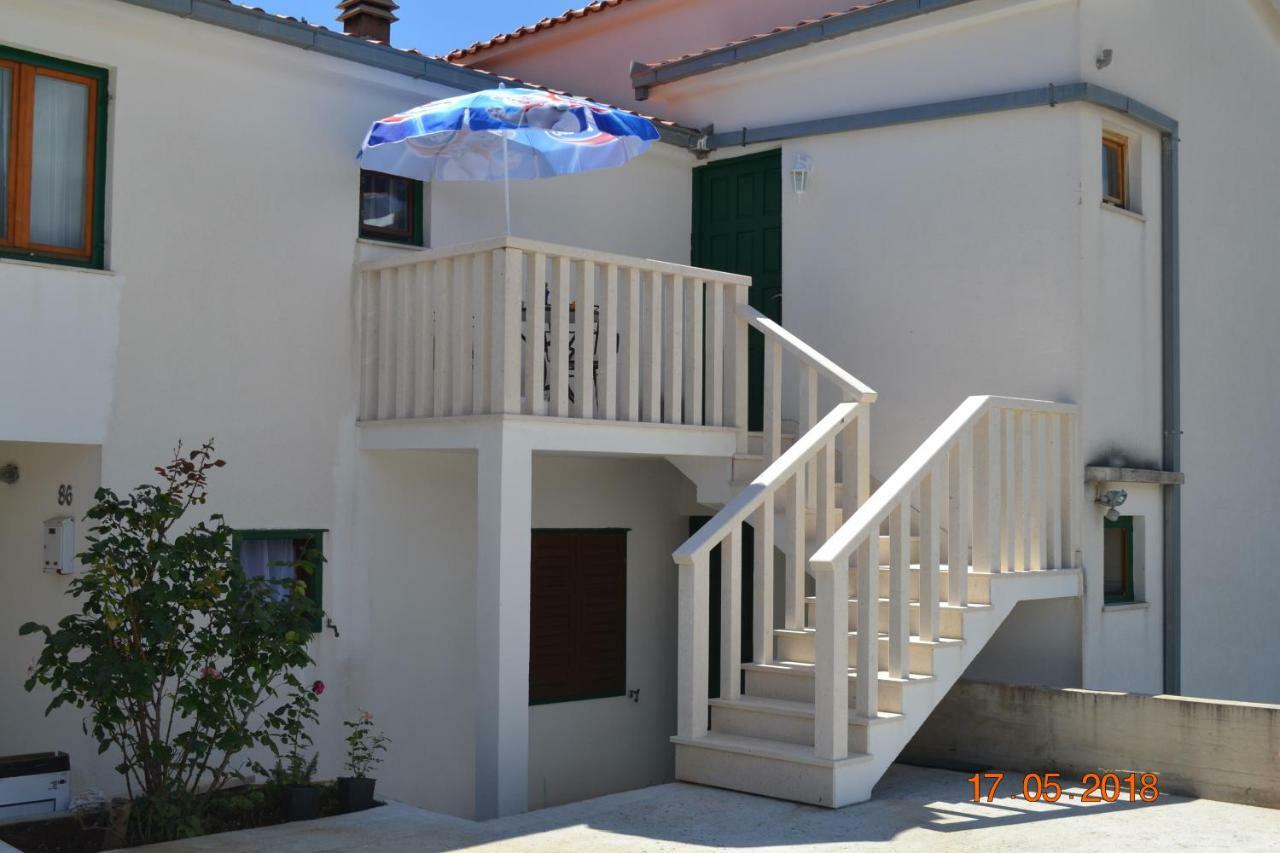 Holiday Apartments Lucic - Feels Like Home, Away From Home Ražanj Exteriér fotografie