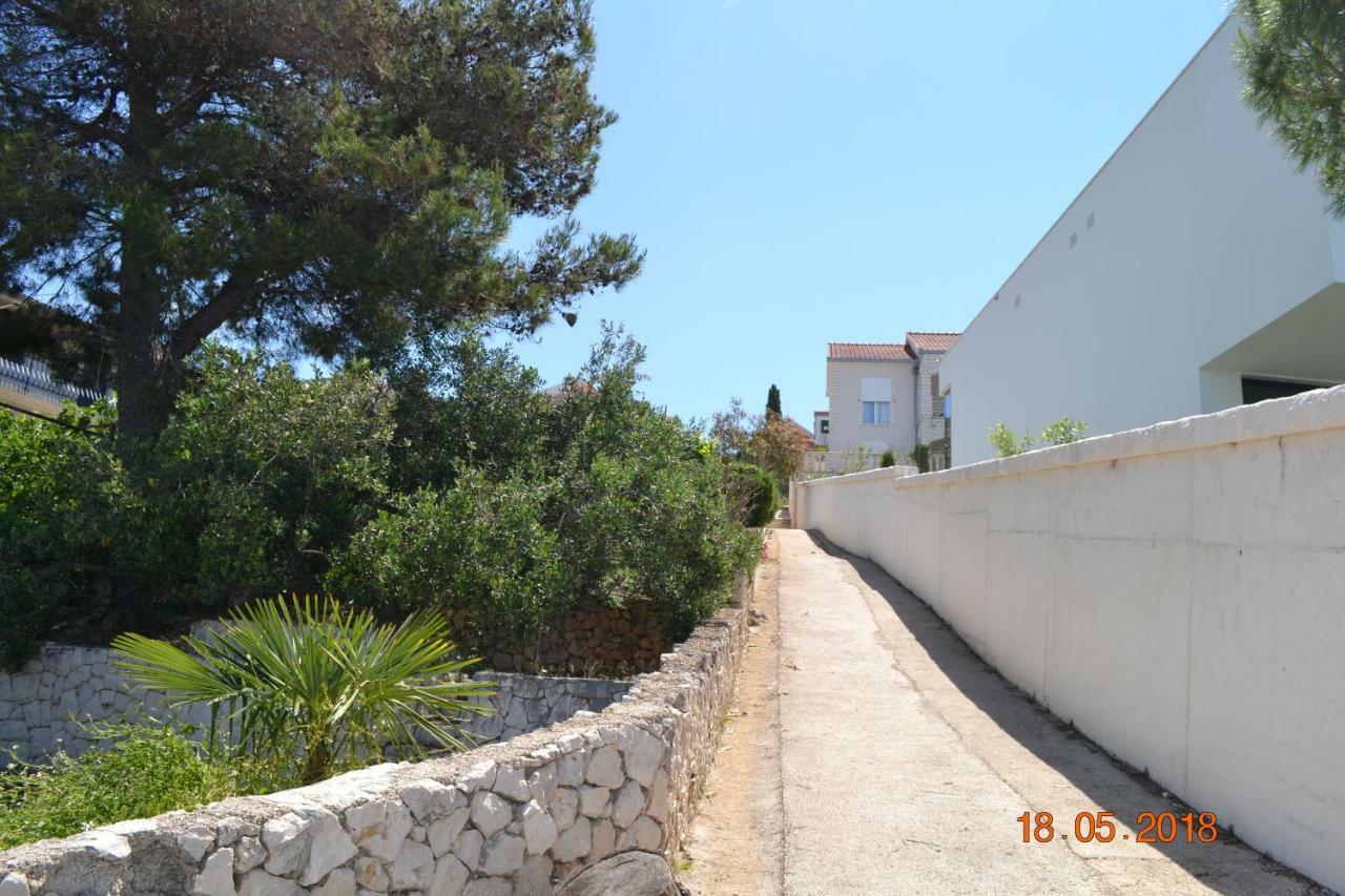 Holiday Apartments Lucic - Feels Like Home, Away From Home Ražanj Exteriér fotografie