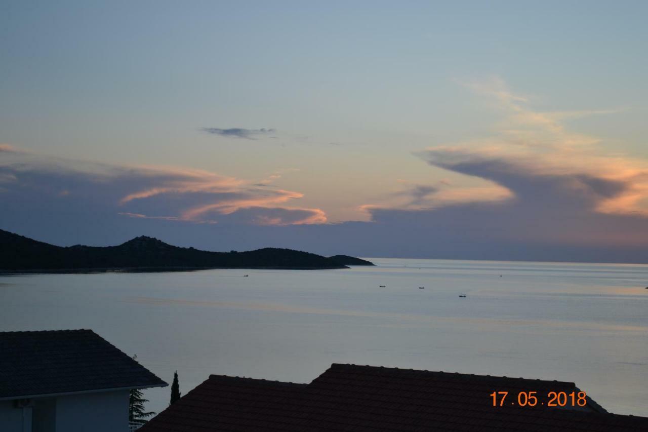 Holiday Apartments Lucic - Feels Like Home, Away From Home Ražanj Exteriér fotografie