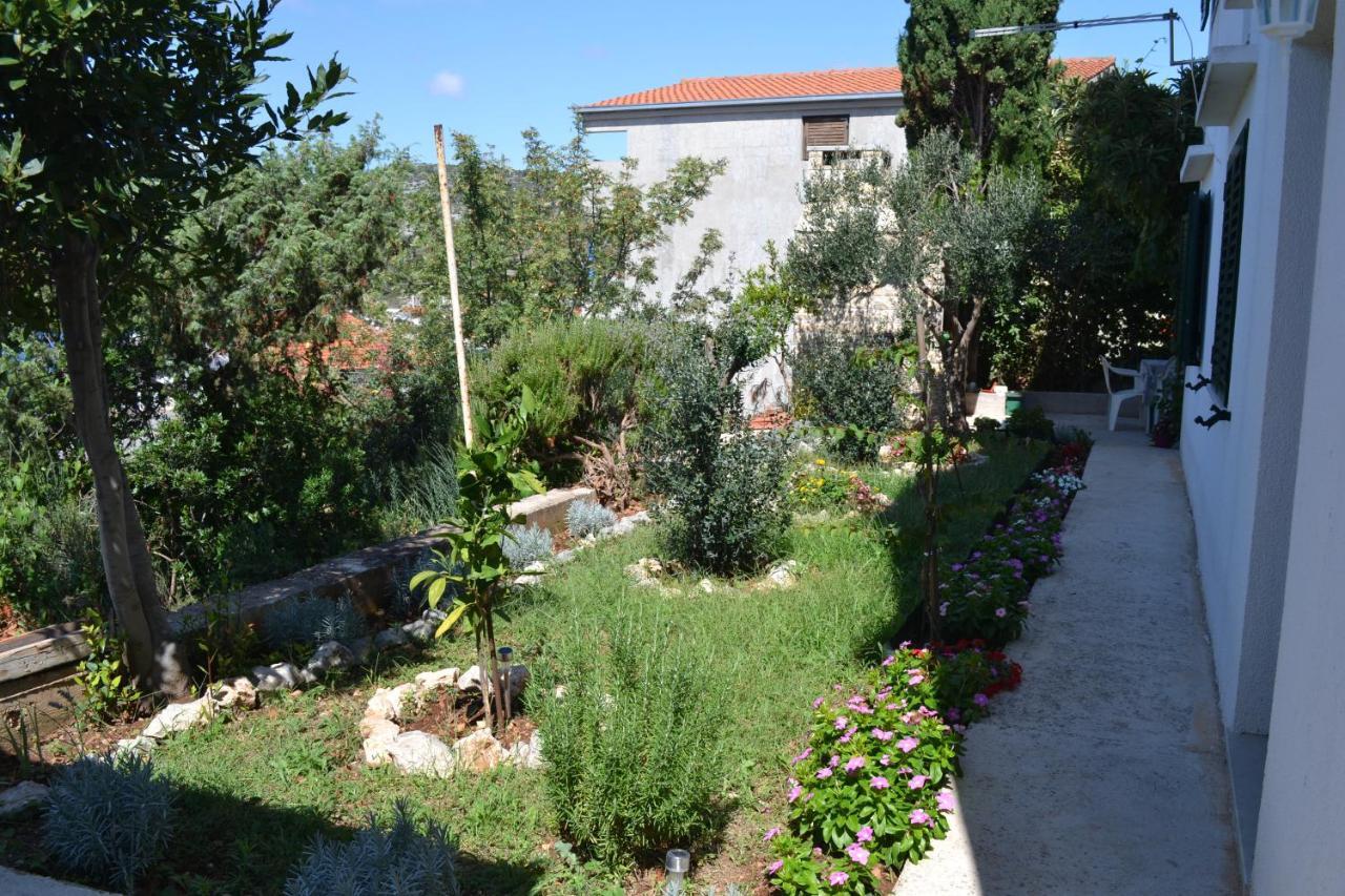 Holiday Apartments Lucic - Feels Like Home, Away From Home Ražanj Exteriér fotografie